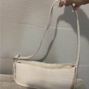 Elegant White Shoulder Bag